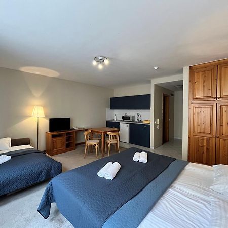 Corvin Hotel Budapest Residence Bagian luar foto