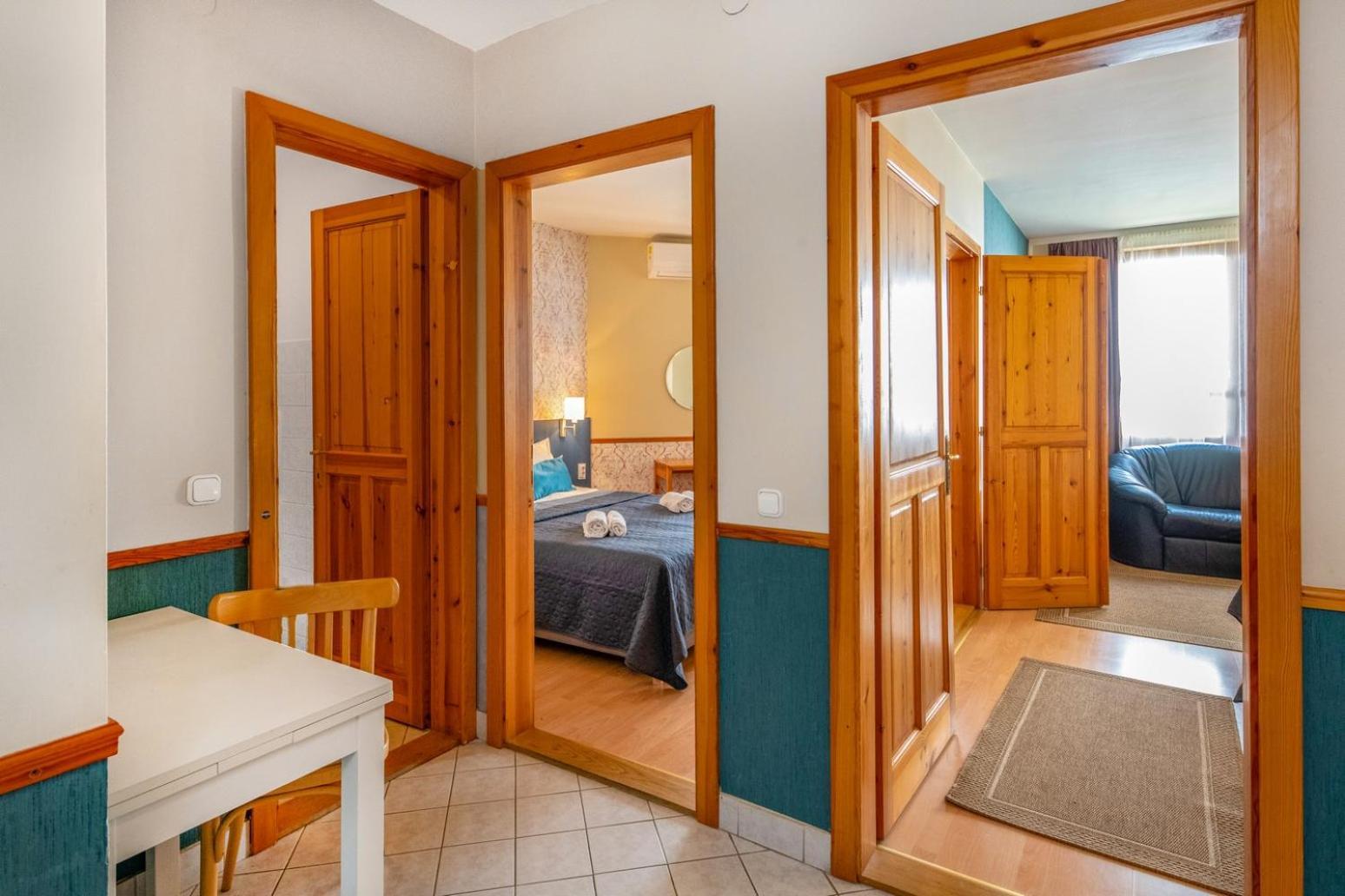 Corvin Hotel Budapest Residence Bagian luar foto